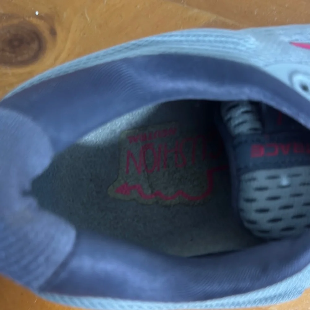 Brooks Gray and Pink Breathable Running Shoes Launch 9M - Picture 8 of 11